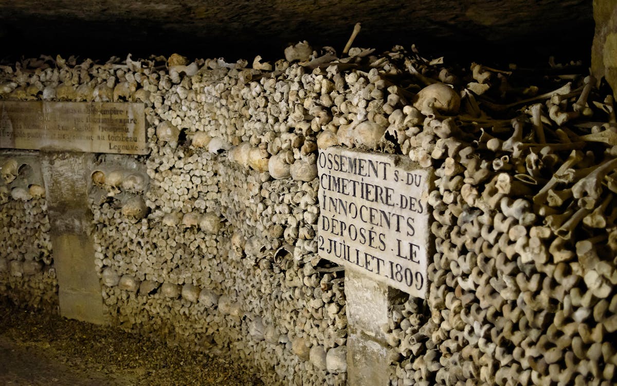 catacombes de paris - visite guidée en petit groupe avec entrée prioritaire-2 catacombes de paris - visite guidée en petit groupe avec entrée prioritaire-2