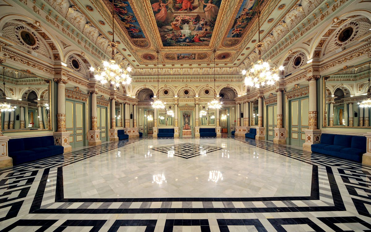 barcelona iventure card: top attractions pass-14 barcelona iventure card: top attractions pass-14