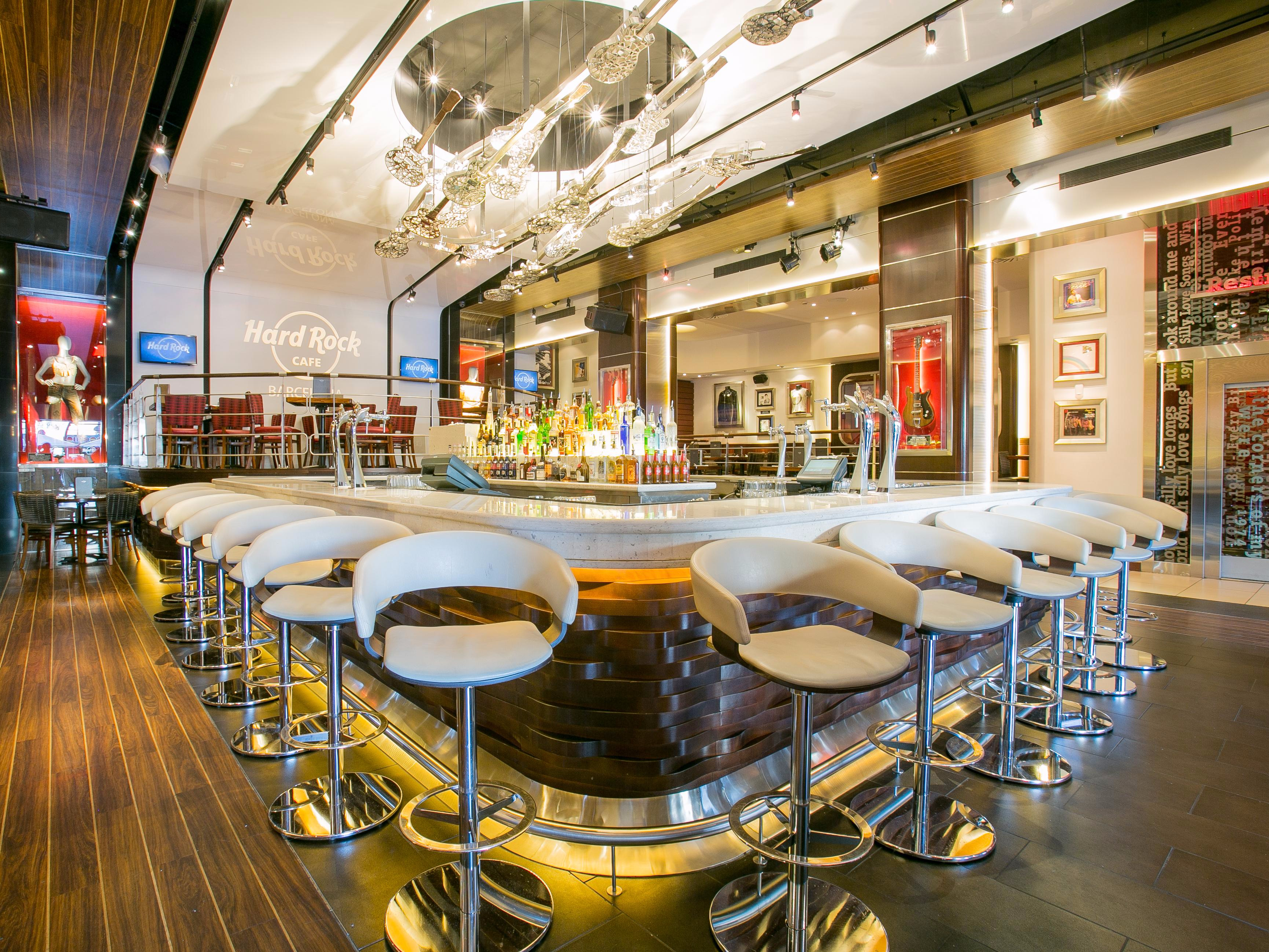 Hard Rock Cafe Barcelona Entry and Dinner