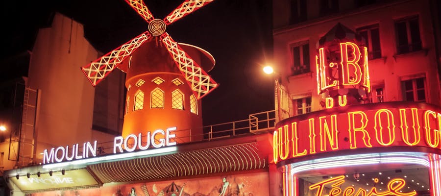 paris in november - Moulin Rouge