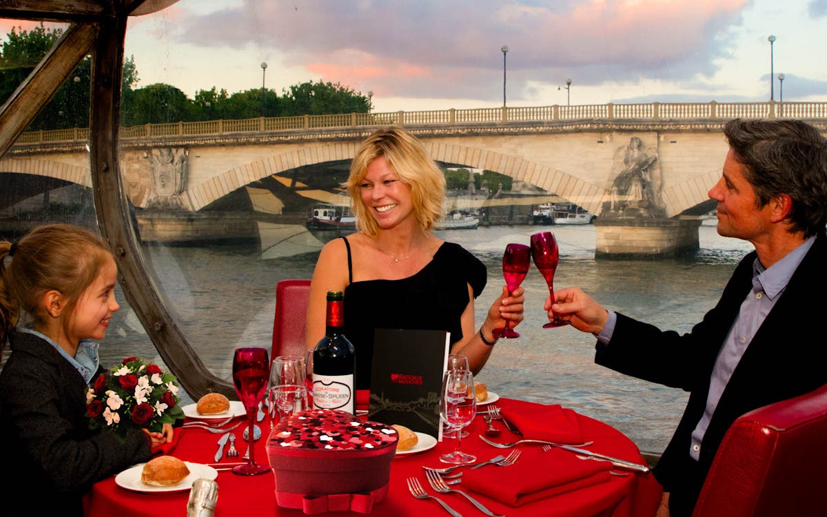 1-hour seine river cruise with live commentary-11 1-hour seine river cruise with live commentary-11