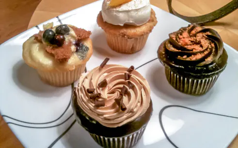 Cupcakes on a plate from The Great Food Tour of New York.