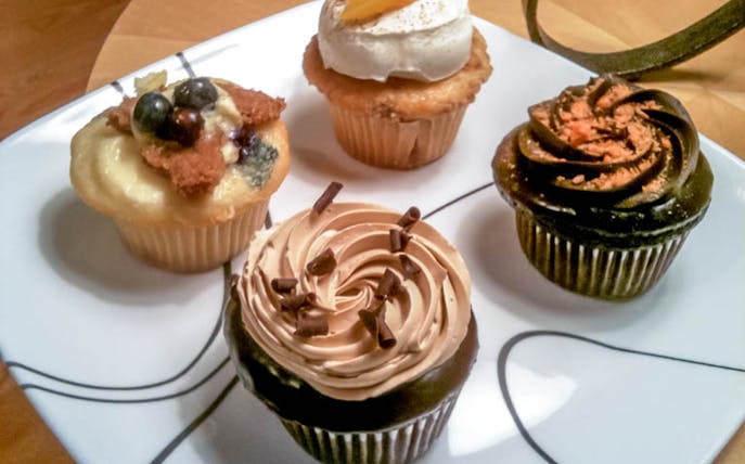 Cupcakes on a plate from The Great Food Tour of New York.