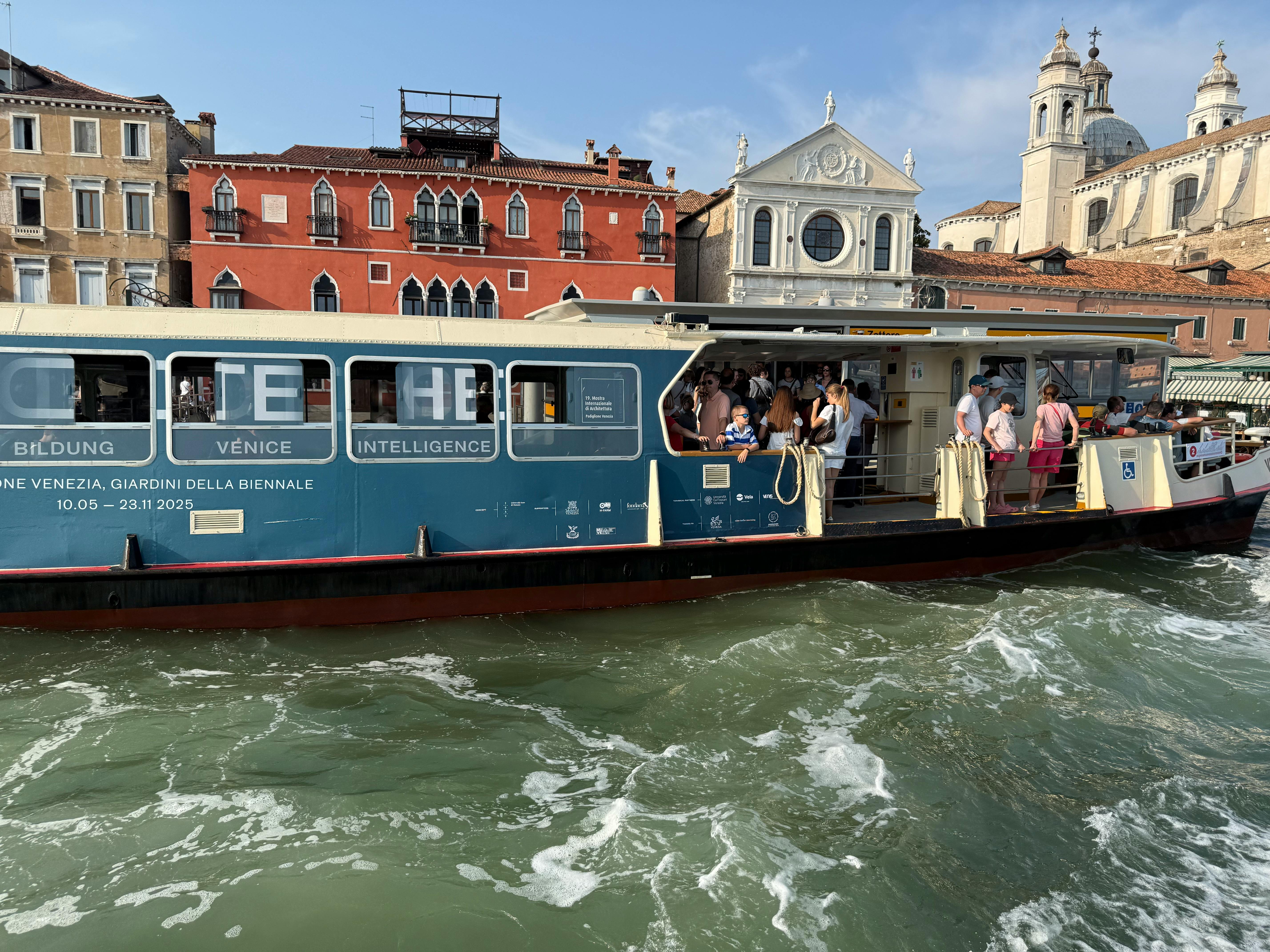 vaporetto-plan-venice